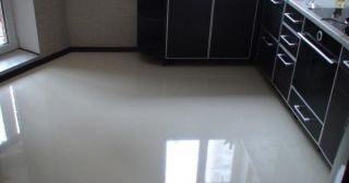 Наливной пол на кухне Ейск, цена от 874 руб.